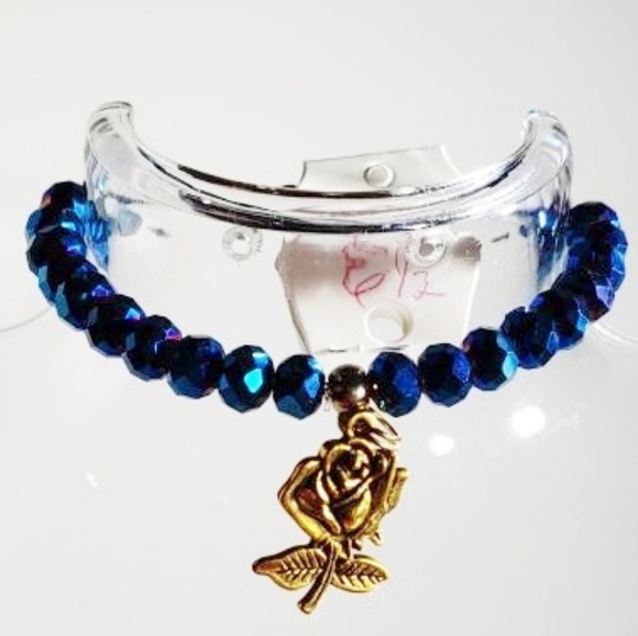 B925B071 Hand-made Blue Bracelet With Gold Rose Charm - Picture 5 of 8